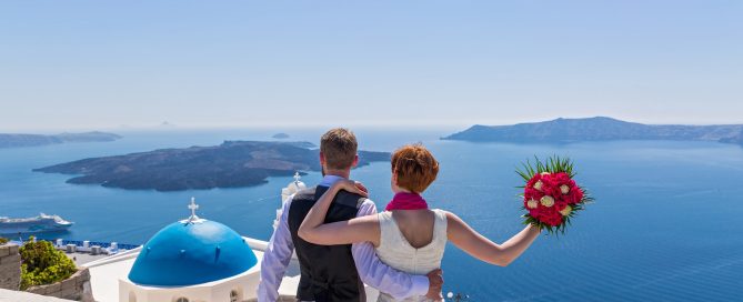 Honeymoon Vacations in Santorini | La Mer Deluxe Hotel & Spa